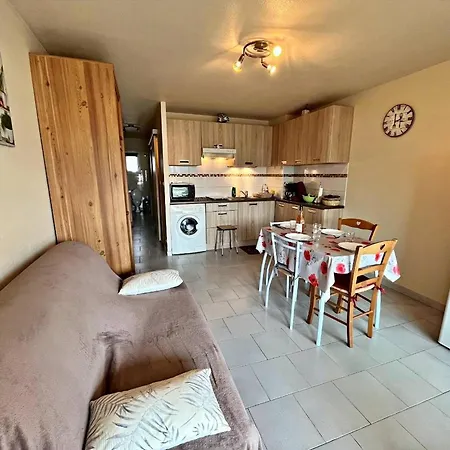 Apartment 2 Pieces En Rez-de-chaussee Proche Avec Parking Prive Et Terrain De Petanque - Fr-1-387-109 Marseillan (Herault)