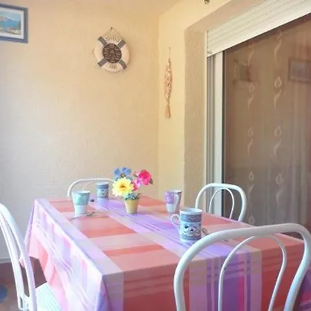 Apartment 2 Pieces En Rez-de-chaussee Proche Avec Parking Prive Et Terrain De Petanque - Fr-1-387-109 Marseillan (Herault)